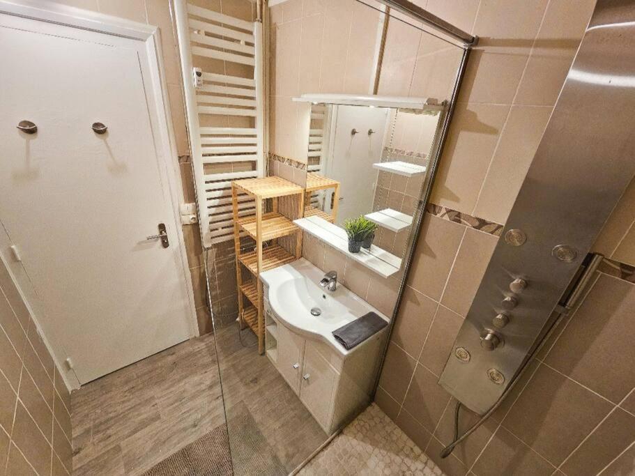 Le Bergson 3 Chambres Stationnement Gratuit Saint-Etienne  Exterior photo